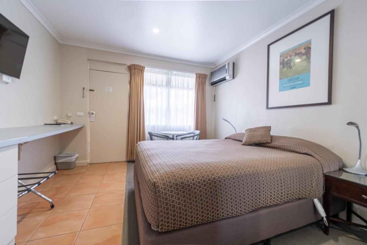 Forrest Hotel & Apartments Canberra Exterior foto