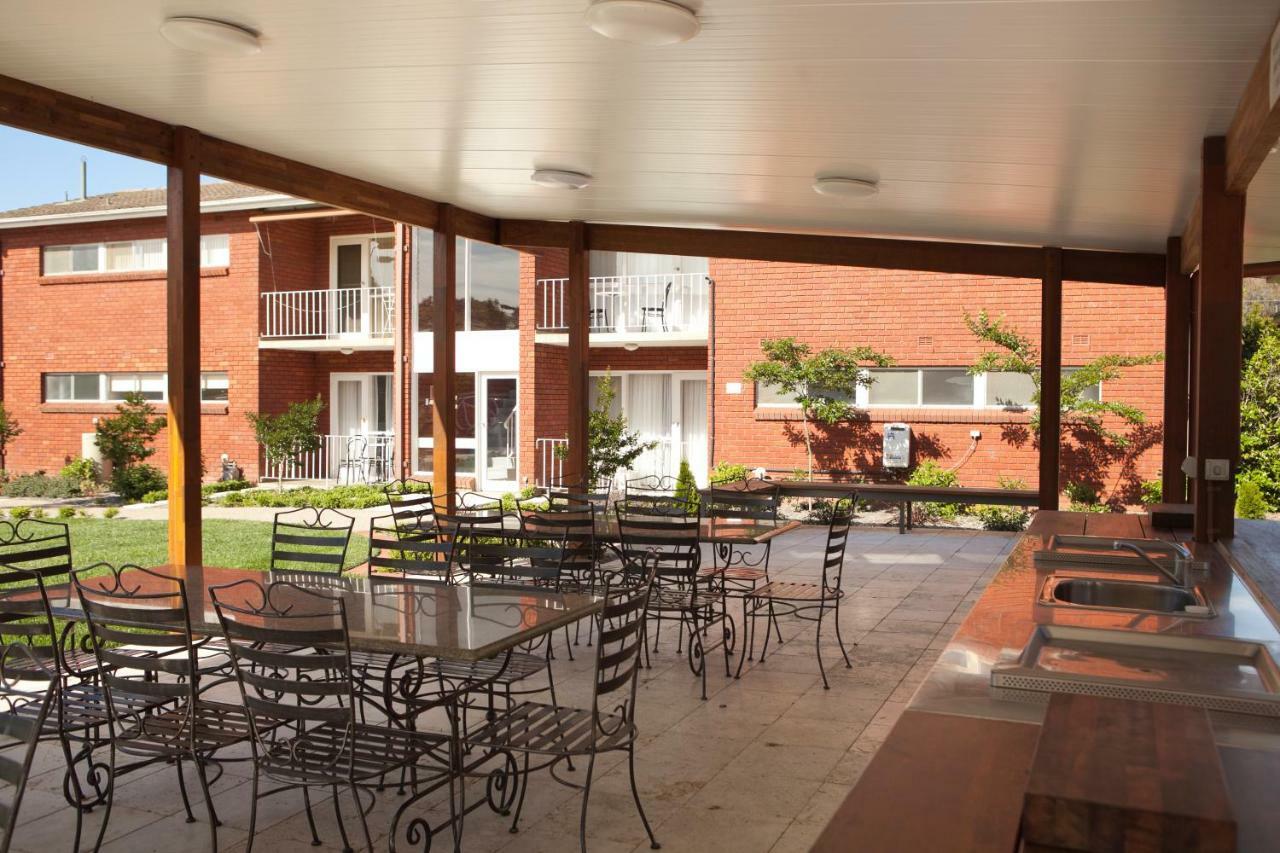 Forrest Hotel & Apartments Canberra Exterior foto
